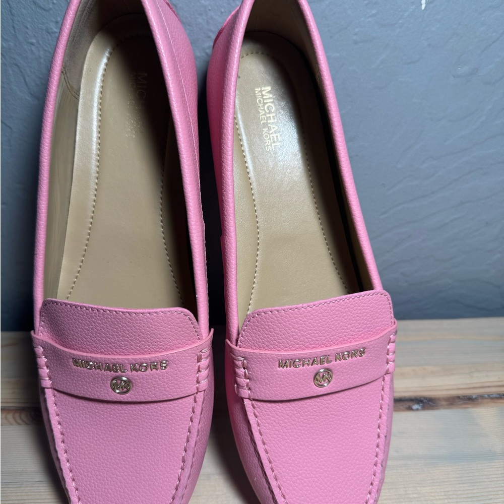 Michael Kors Pink Women's Loafers Size 9 LIKE NEW